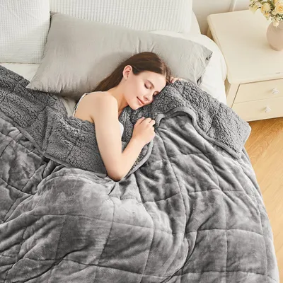 Produktbild von Gewichtsdecke 150x200 cm, 7 kg - Sherpa-Fleece Entspannungsdecke für Erwachsene zur Schlafverbesserung