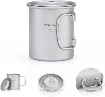 Produktbild von Titanium-Wasserflasche mit Deckel - Tragbare Wasserflasche - Faltbares Griffstück - Ideal für Wandern und Trekking