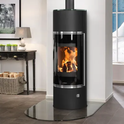 Produktbild von Oranier Arena Aqua 2.0 wasserführender Kaminofen Stahl Schwarz mit Abdeckplatte Glas