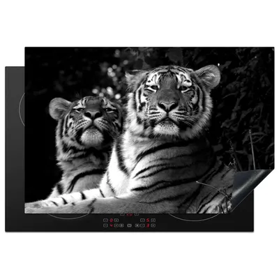 Produktbild von KitchenYeah© Herdabdeckplatte Tiger - Tiere - Schwarz - Weiß , 78x52cm, Küche Deko, Glaskeramikkochfeld Herdabdeckung, Abdeckplatte fùr Kochfeld