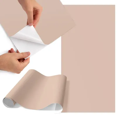 Produktbild von Möbelfolie 65x130 cm - Klebefolie Möbel - Selbstklebende Folie - Folie für Möbel - Möbelfolie Küche - Klebefolie Küche - Möbelfolie Schrank - Wasserdicht - Abwaschbar - Selbstklebend - Luftblasenfrei - Rückstandslos entfernbar - Warmes Beige