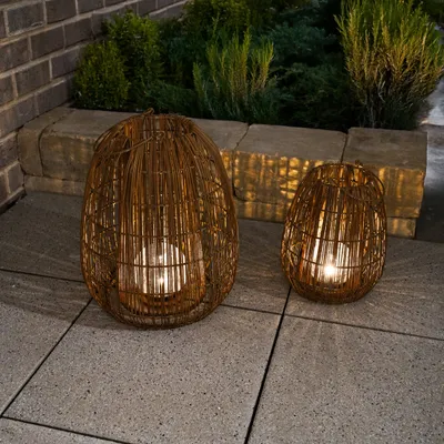 Produktbild von esotec Solar Rattanleuchten 2er Set, Crackle Bruchglas Kugel, Boho-Stil, 102283