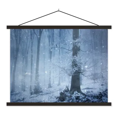 Produktbild von MuchoWow® Textilposter Wald - Winter - Schnee 40x30 cm mit schwarzem Rahmen - Dekorationen