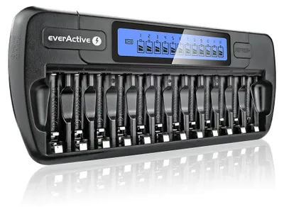 Productafbeelding van Oplader voor 12 stuks AAA/AA Ni-MH batterijen, snellader