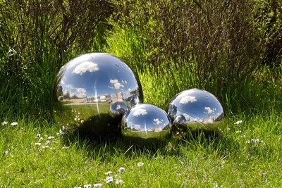 Produktbild von 3er Köhko Gartenkugeln poliert aus hochwertigem Edelstahl 4, 8 und 12 cm Dekokugeln-Set