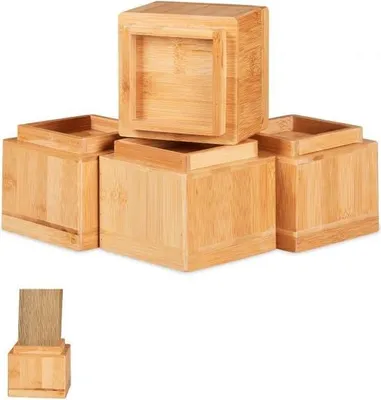Image de Ensemble de 4 contremarches de meubles de différentes couleurs. Couleurs