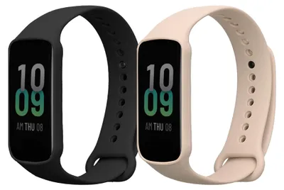 Produktbild von kwmobile 2x Uhrenarmband für Amazfit Band 7 Armband - Fitnesstracker Band Set aus TPU Silikon - Ersatzarmband Smartwatch - Schwarz Beige