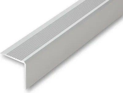 Produktbild von (17,89EUR/m) 53 x 53 x 1180 mm Treppenwinkel silberfarben ungebohrt Treppenkantenprofil Treppenkante grob gerieft, stabil und rutschhemmend Innenmaß 50 x 50 mm