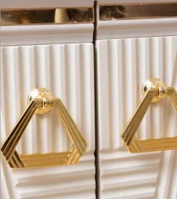 Obrázok produktu pre Sklenené drevené skrinky Skriňa Vitrína Nábytok do obývačky Príborník Skrinky