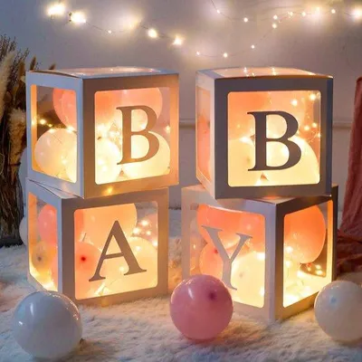 Image de Kit pour fête prénatale avec ballons et guirlandes lumineuses