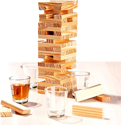 Produktbild von Trinkspiel Wackelturm Mit 60 Holz Bauklötzen und 4 Shotgläsern Trink Spiel Turm Partyspiel für Erwaschsene