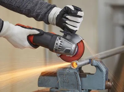 Immagine prodotto di Black&Decker Winkelschleifer 115 mm 900 Watt BEG210