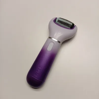 Produktbild von Scholl Velvet 2in1 Elektronisches Pediküresystem Glättet Weichmacher Gemacht