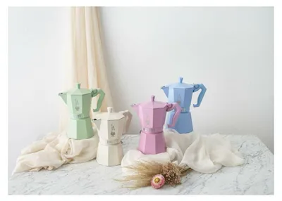 Produktbild von Bialetti Moka Exclusive, Mokka-Kanne, Grün, Aluminium, 3 Tassen, Thermoplast, 1 Stück(e)