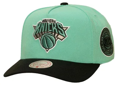 Produktbild von Mitchell & Ness NBA Pro Pinch Snapback Cap In the City New York Knicks