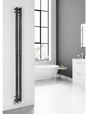Obrázek produktu pro Designové topné těleso Sapho 180 x 12 x 140 mm připojení 1/2" dole uprostřed