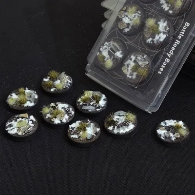 Produktbild von Gamers Grass - Winter Bases 8Stk. - Battle Ready Bases, Rund 32mm