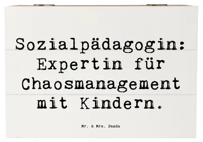 Produktbild von Mr. & Mrs. Panda Geschenkbox Spruch Sozialpädagogin Chaosmeisterin 22 x 15 cm - Weiß - Geschenk, Beratung, fotobox, Kiste, truhe holz, Beruf, Berufsliebe, Empathie