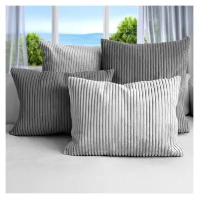 Produktbild von Dekokissen Set mit Füllung – 4 Kissen in verschiedenen Größen für Sofa und Bett