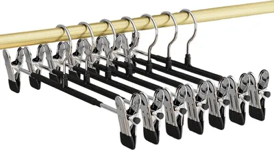 Produktbild von INF 10er-Pack Rutschfeste Hosenbügel mit Clips - PVC-beschichtete Kleiderbügel Schwarz