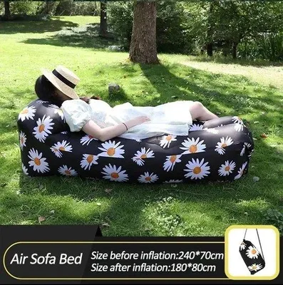 Produktbild von Famanu Luftsofa Schwarz mit Blumenmuster - Keine Pumpe erforderlich