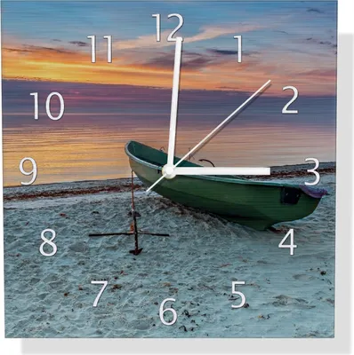 Produktbild von Wallario Design Wanduhr Einsames Fischerboot mit Anker am Strand aus Aluverbund, Größe 30 x 30 cm