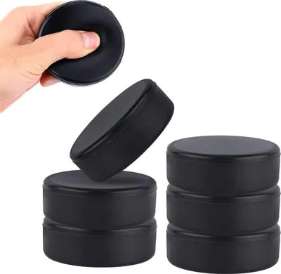 Productafbeelding van IJsschaatsbeschermers - set van 6 - Diameter 7,5 cm / Dikte 2,5 cm - Zacht schuim - Niet van rubber - Trainingsbeschermers voor trainings- en klassieke schaatstraining - Geschikt voor gebruik binnenshuis - Lichtgewicht ijshockeyaccessoire - Zwart