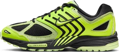 Zdjęcie produktu dla Nike Sneakers HQ5403-700 in Multicolored color size 45