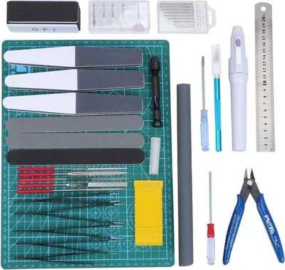 Image de Jeu d'outils de 33 pièces pour les forgerons amateurs, comprenant des outils de réparation et de construction