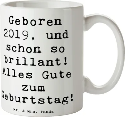 Produktbild von Mr. & Mrs. Panda Kaffeebecher Spruch 2019 Geburtstag - Weiß - Geschenk, Pott, Geburtstagsgeschenke, Happy Birthday, Kaffeetasse, Geboren, Alter, Geburtstagsideen, Tasse