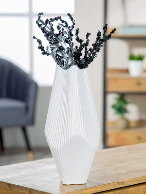 Immagine prodotto di Gilde Vase, "Lamellen", Keramik, weiß, VE 1, L. 15 cm, B. 15 cm, H. 30 cm 55377 4063387553770