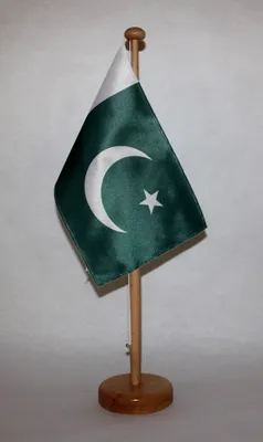 Produktbild von Tischflagge Pakistan 25x15 cm mit Holzständer