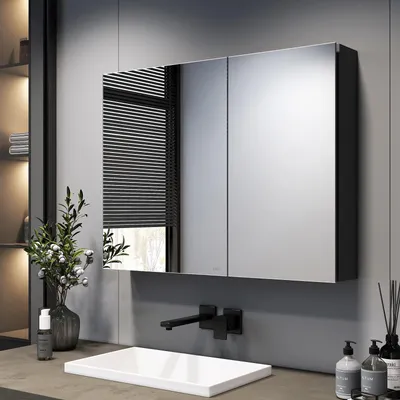 Produktbild von EMKE Spiegelschrank Bad 85x65cm, Rostfreier Aluminium Badezimmerschrank mit 2 Türen, Wandmontage Horizontal, Soft-Close Scharniere, Schwarz