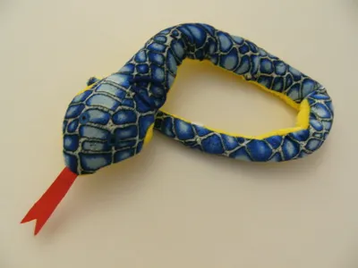 Produktbild von Stofftier Schlange 70 cm, blau, Kuscheltier Plüschtier Schlangen