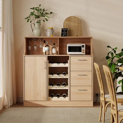 Zdjęcie produktu dla Komoda, mebel barowy z oświetleniem LED, gniazdkami elektrycznymi, uchwytami na szklanki, półką na wino i wielopoziomową przestrzenią do przechowywania; nadaje się do użytku w restauracji i kuchni