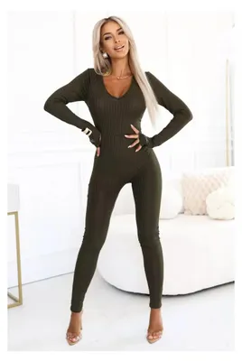 Imagen del producto de Numoco. Mono para mujer, modelo Daldi, color verde oscuro, talla M