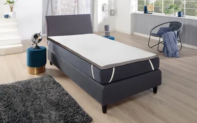 Productafbeelding van DUO Matratrasbeschermer, topper met omkeerfunctie, 2 soorten schuim, afmetingen circa 180 x 200 x 6 cm