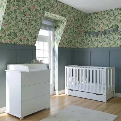 Produktbild von ZEE BAMBI Weiß Babybett Set 120x60 cm mit Schublade & Barriere + Wickelkommode mit Wickeltisch Höhenverstellbar Kinderbett