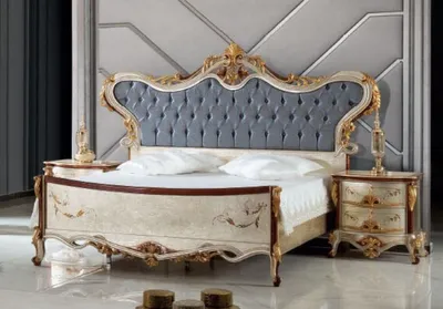 Produktbild von Casa Padrino Luxus Barock Schlafzimmer Set Blau / Silber - 1 Doppelbett mit Kopfteil & 2 Nachttische - Schlafzimmer Möbel im Barockstil - Edel & Prunkvoll
