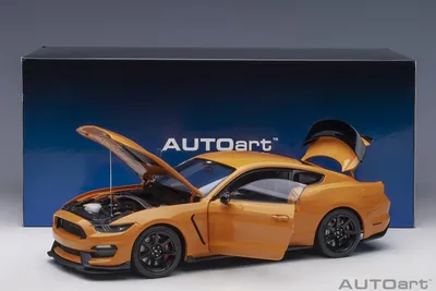 Produktbild von AUTOart 72929 - 1/18 Ford Shelby GT-350R (Fury Orange) - Neu
