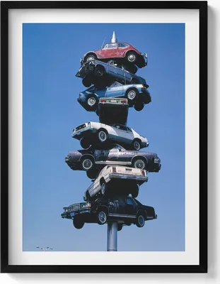 Produktbild von Aufgespießte Autos– Wandbild mit Rahmen – Gerahmtes Bild  – Wanddekoration – 60x80 cm –  Schwarz Rahmen