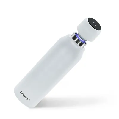 Produktbild von Noaton UV-C Selbstreinigende Isolier-Trinkflasche, Edelstahl, Weiß, 600ml, eliminiert 99,99% Bakterien, 2 Reinigungsmodi, automatische Aktivierung alle 6 Stunden für 3 Minuten, Naturaq