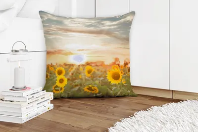 Produktbild von MuchoWow® Zierkissen Sofakissen Wohnzimmer Dekokissen 60x60 cm Sonnenblume - Sonne - Blumen - Sitzfläche - Foto Polster