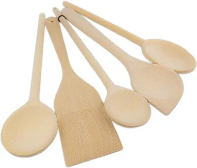 Immagine prodotto di Set di utensili da cucina in legno, composto da spatole in legno, taglieri in legno e altro ancora. Eleganti utensili da cucina in legno