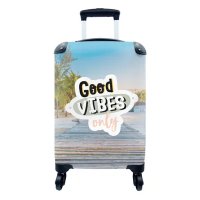 Produktbild von MuchoWow® Koffer Handgepäck Trolley Rollkoffer Kleine Reisekoffer mit 4 Rollen - Sommer - Zitat - Strand - Cabin Size < 55x40x23 cm & 55x40x20 cm - Fotokoffer - Kabinenkoffer - Boardgepäck - Reise-Box - Reisekoffer - Reisegepäck - Koffer mit Bild - Trolley für Kinder