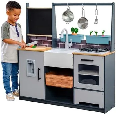 Image de Cuisine en bois pour enfants avec accessoires et effets lumineux