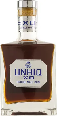 Produktbild von Unhiq XO Unique Malt Rum 42% Vol. 0,5l in Geschenkbox