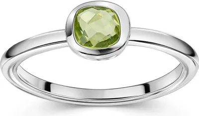 Produktbild von MATERIA by Matthias Wagner Peridot Ring Silber 925 quadratischer Stein grün in Schmucketui SR-11