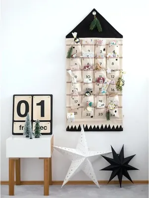 Produktbild von Adventskalender zum befüllen Weihnachten Kalender befüllbar, Stoff Weihnachtskalender zum Aufhängen Weihnachtlichen Ornamente, 24 Taschen, 80% Polyester