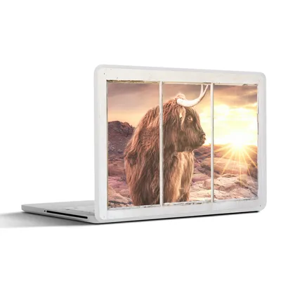 Produktbild von MuchoWow® Laptop Aufkleber Sticker Cover Schottischer Highlander - Aussicht - Sonnenuntergang 32.5x23.5 cm - Sticker für Laptop - Selbstklebend